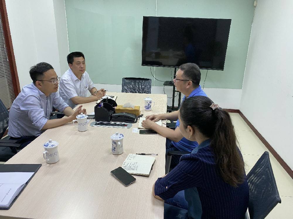 无锡市工信局领导来爱游戏在线登录入口-爱游戏(中国)科技开展“三联三解”活动